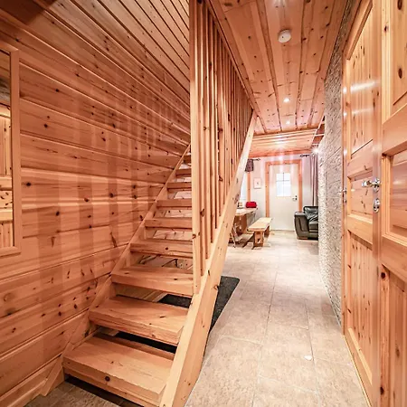 Domek alpejski Lumikuru By Aavalevi Holidays